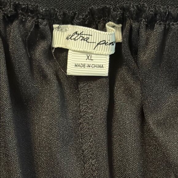 🌹 ULTRA PINK CROCHET FLORAL TIERED MAXI SKIRT - Picture 6 of 7